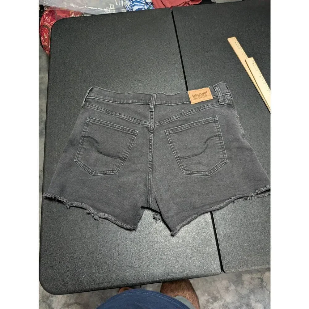 Signature by Levi Strauss & Co.Heritage High-Rise Shorts Raw Edge Black Women's